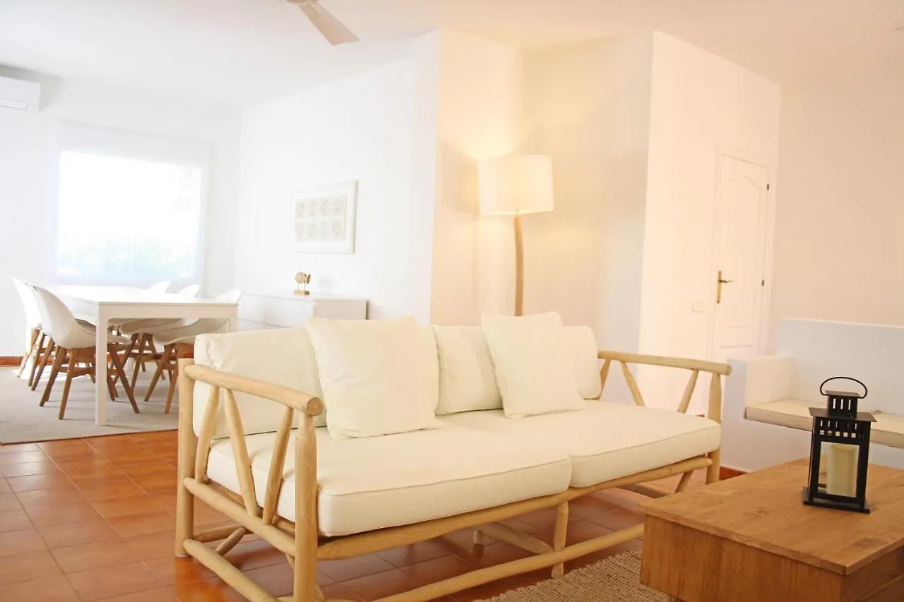 Dom wakacyjny Meritxell Seafront Villa Cambrils